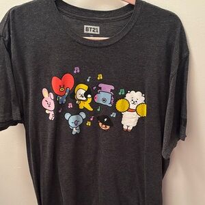 BT21 Graphic Tee - Like New